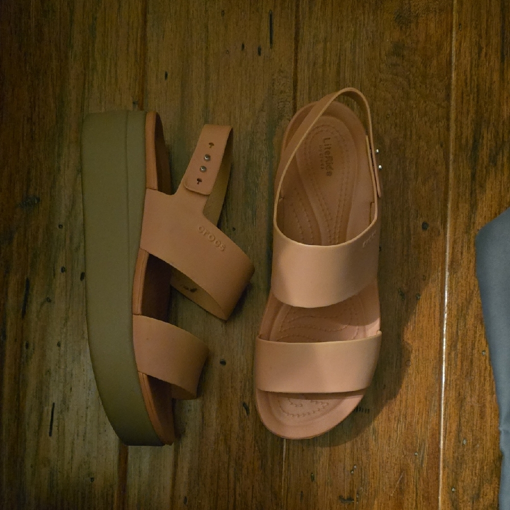 Crocs Brooklyn Wedge